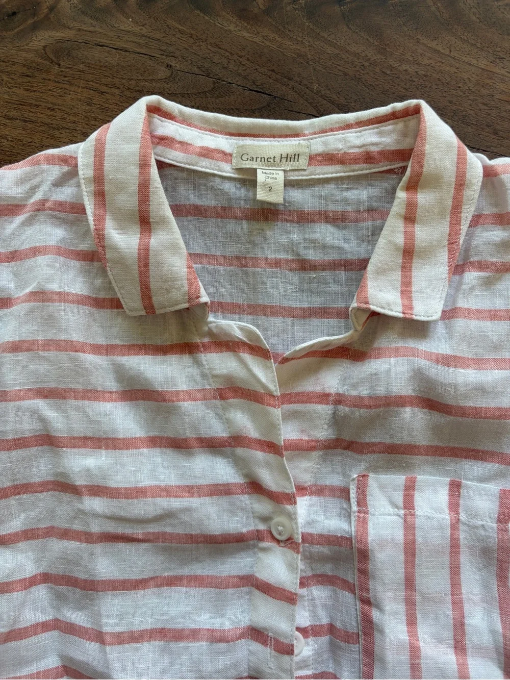 Garnet Hill Women's 100% linen White and Coral Striped top size 2 excellent!